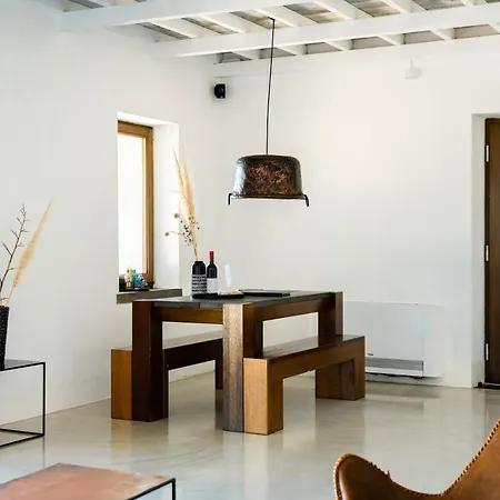 Casa Mira *