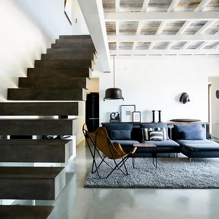 Casa Mira *