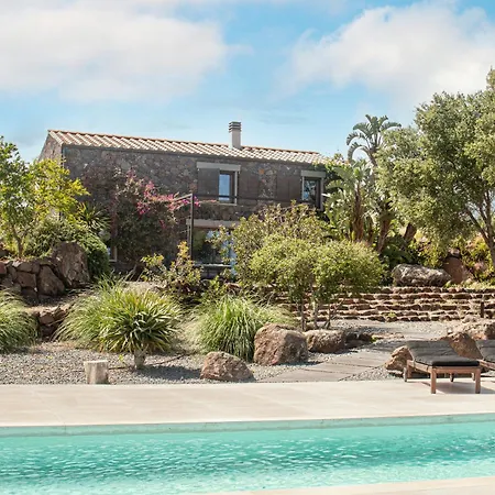 Casa Mira Feriehus Orosei