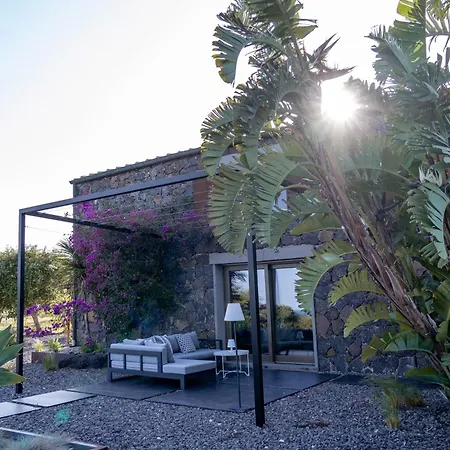 Casa Mira *